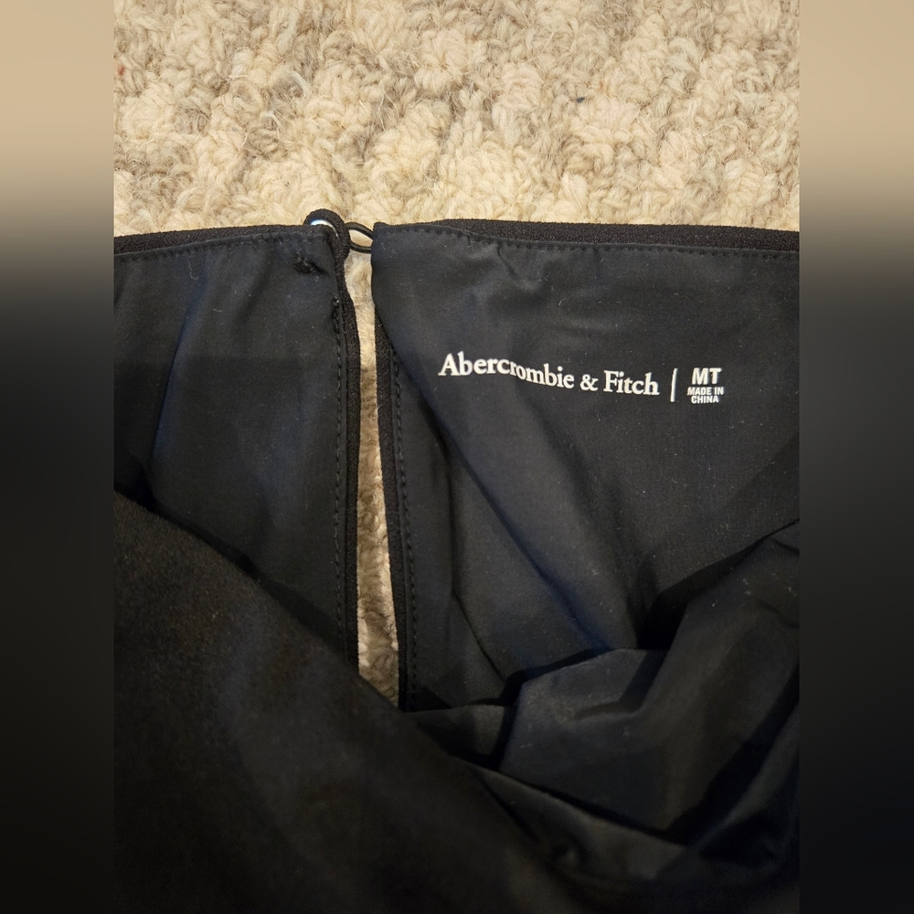 Black Ruched Tube Dress - Picture 3 of 3